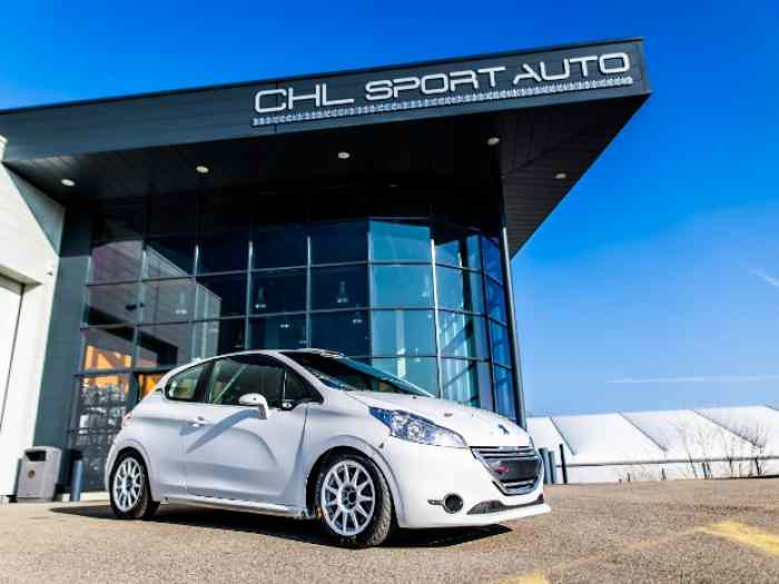 CHL SPORT AUTO VEND PEUGEOT 208 R2