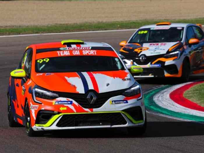 Clio cup 5
