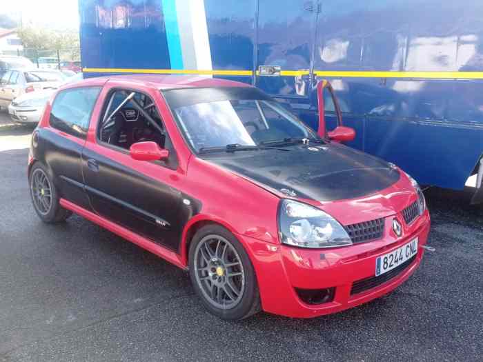 Clio RS GrN Top 0