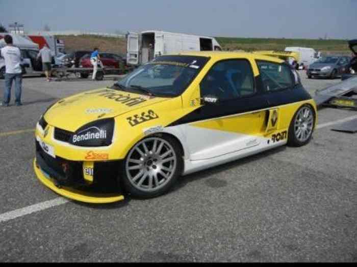 CLIO V6 TROPHY