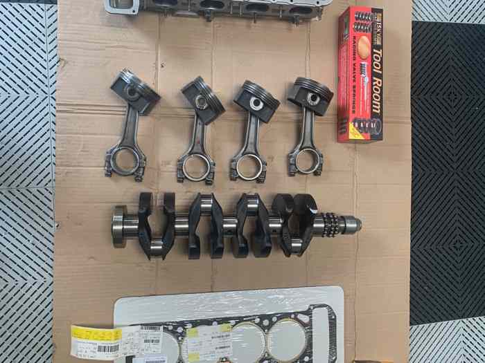 PIECES MOTEUR BMW M3 S14 2.5L 2