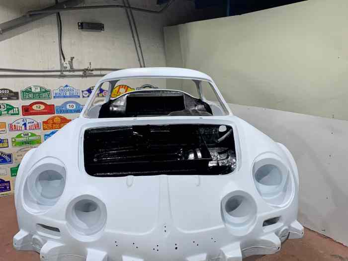 Renault alpine a110 body 2