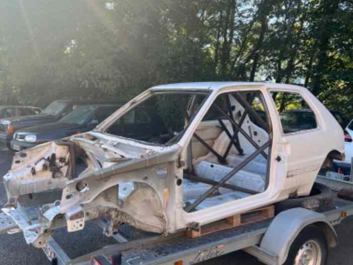 Caisse 106 arceau Sparco neuve 0