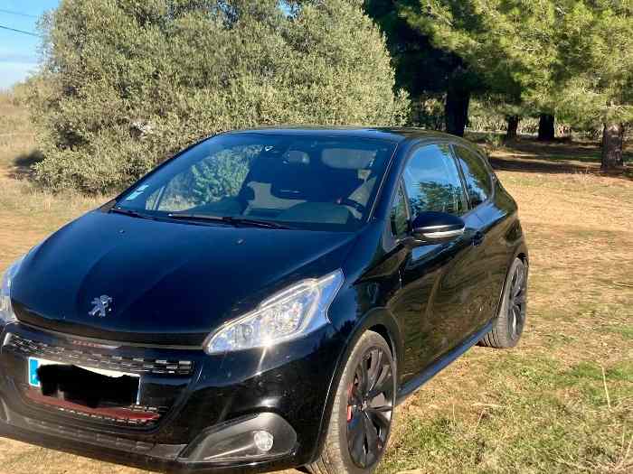 Peugeot 208 GTI série limitée Peugeot ...