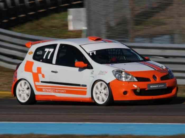 Renault Clio 3 Cup 0