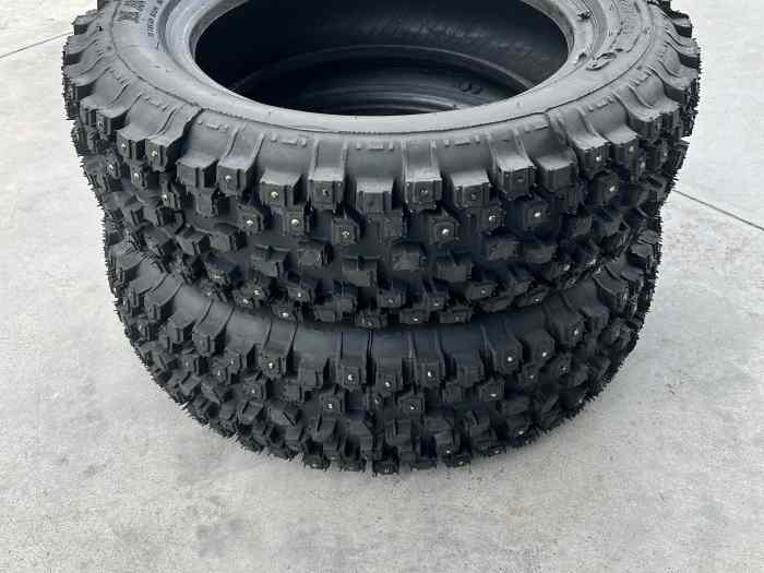 155/65 R14 - x2 pneus cloutés neufs 2