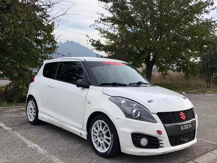 Suzuki Swift Sport 1.6 RS Plus 5