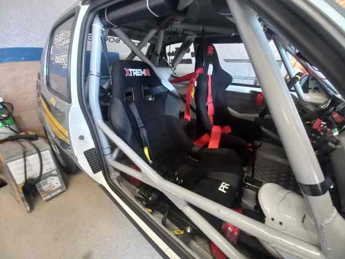 Peugeot 205 F2000/13 2