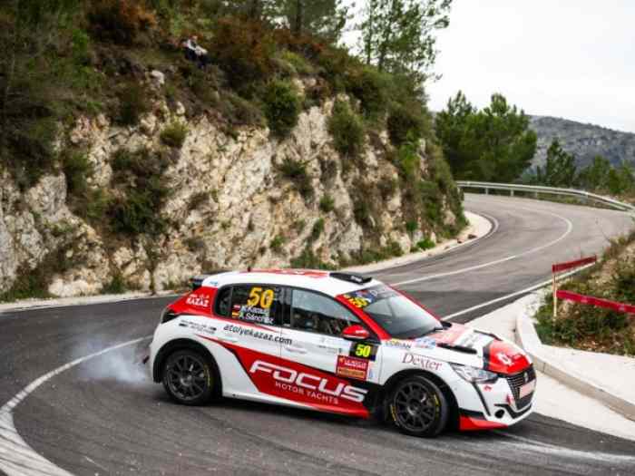 Peugeot 208 Rally4 loue pour la saison 2024 1