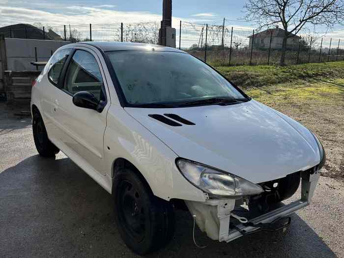 Peugeot 206 S16 - caisse roulante