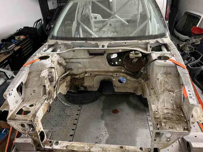 Peugeot 306 GrN Chassis 1