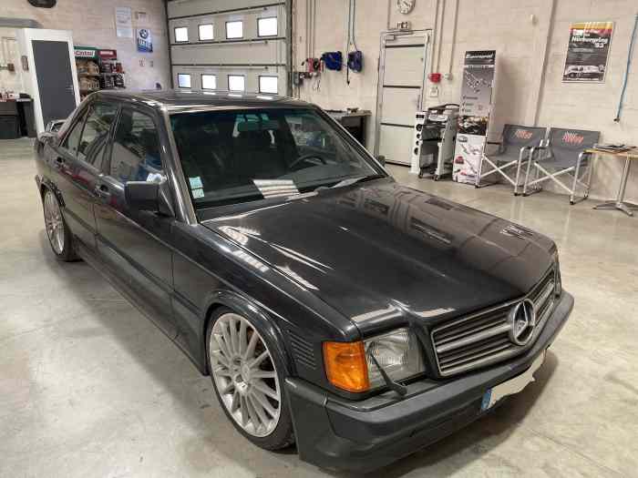 Mercedes 190E W201 2.5L 16s turbo 1