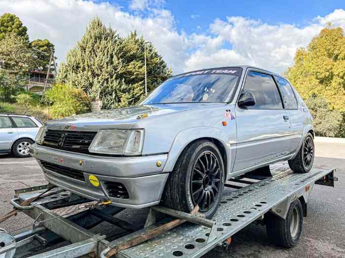 Peugeot 205 1300 grA 4