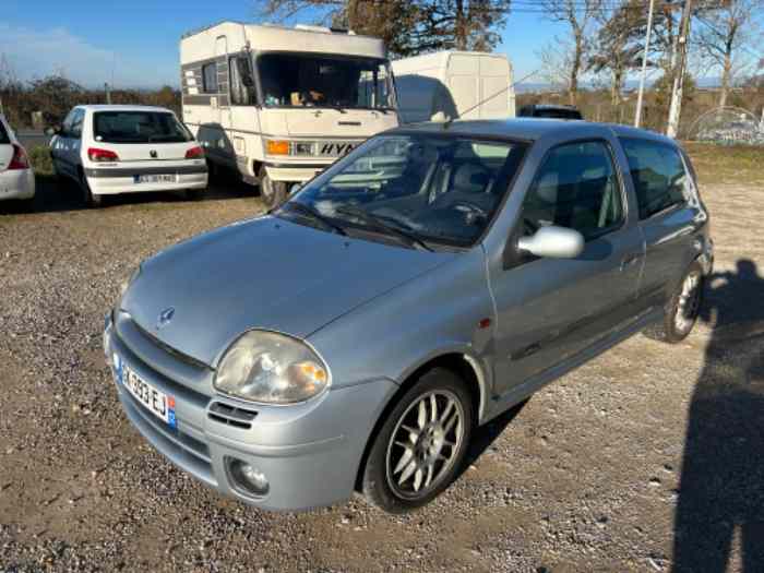 Renault Clio II RS phase 1 1