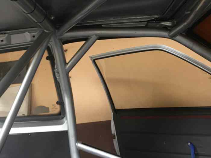 Caisse Peugeot 205 Gti groupe A 1900 passeport & carte grise 5