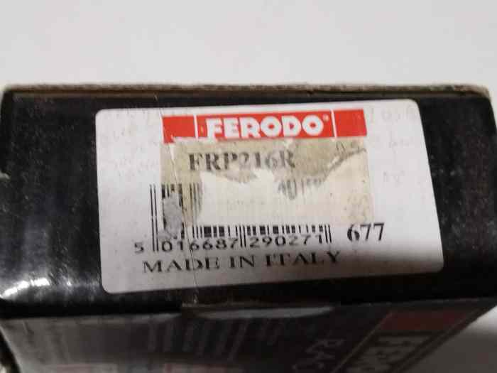 Plaquettes de frein FRP216R DS3000 pour RENAULT Clio II Super 1600 avant 1