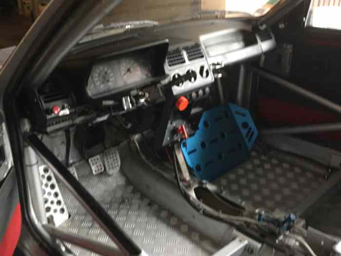 Caisse Peugeot 205 Gti groupe A 1900 passeport & carte grise 3