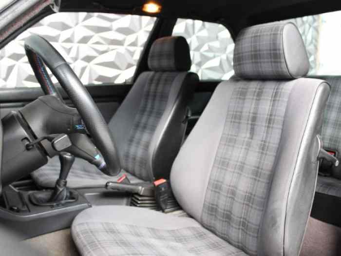 BMW SERIE 3 318 is E30 136ch 3