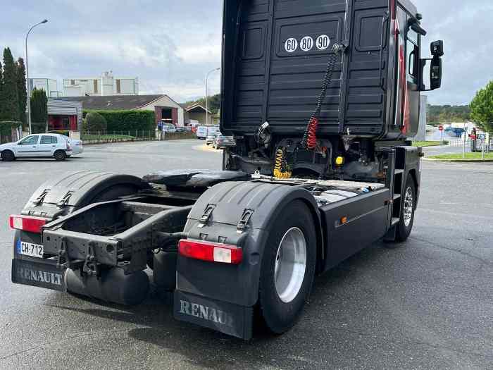 Camion tracteur Renault Magnum 1