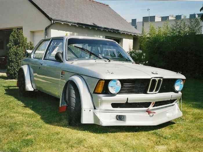 BMW E21 Gr FC Accidenté 1