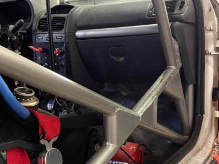 Clio 2 rs f2000 N3 vendu merci mikado 2