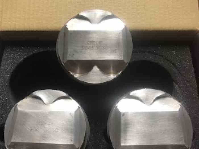 3 pistons Wossner Clio 2 0