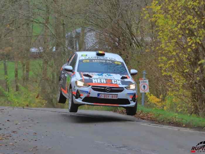 Opel Corsa Rally 4 0