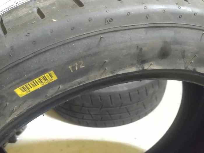 Pneu hankook 1