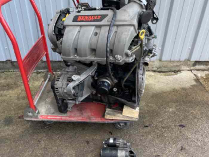 Moteur F4R 830 clio 3 rs 230ch 0