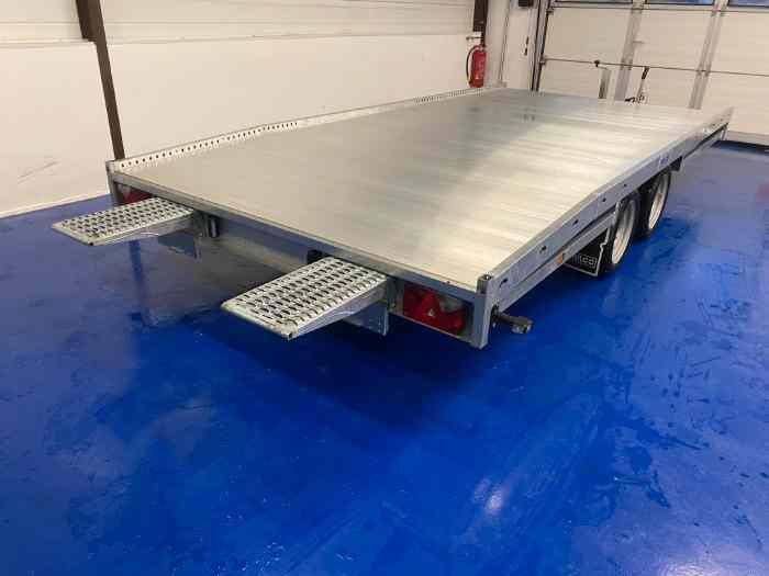 Remorque plateau HULCO CARAX 3000 kg 440 x 207 - En stock 3