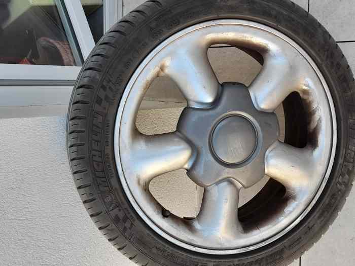 roues complètes pneus neufs