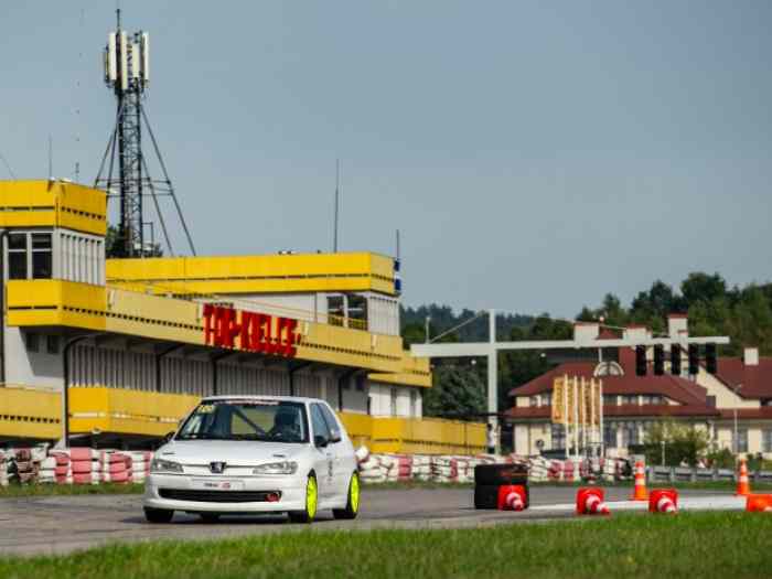 Peugeot 306 GTI-6 Gr.A Hill Climb Race Car / Rally Car. Situé en Pologne 5