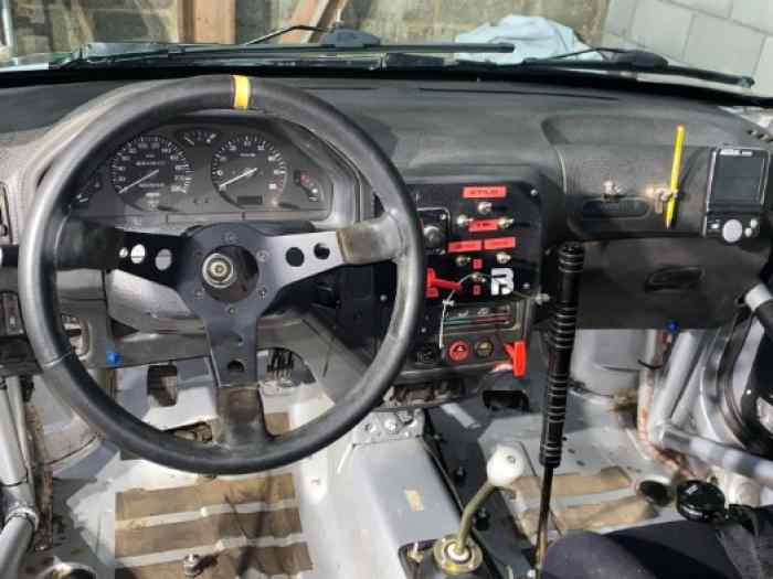 106 GTI Phase 2 | Division 2 Classe 5 | + Lot de bord – photo 4 sur 6