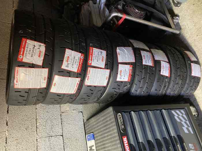 PNEUS RALLYE 17 POUCES MRF ZTA 1 MEDIUM (IDEM 21) 205/45 R17 / 19/62/17 1