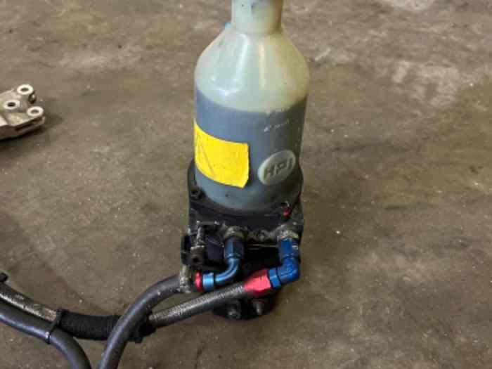 Crémaillère + pompe DA clio 3. 1