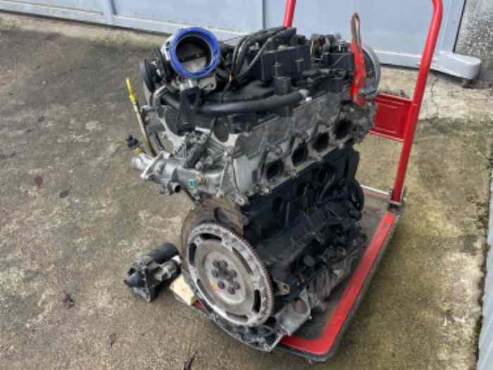 Moteur F4R 830 clio 3 rs 230ch 1