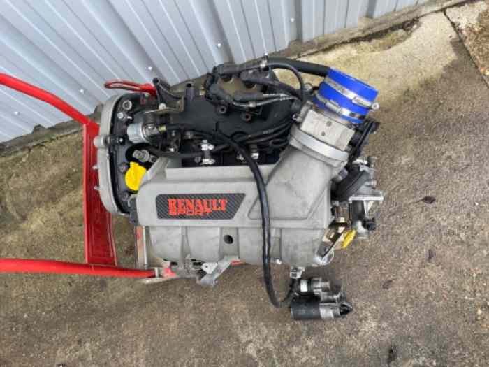 Moteur F4R 830 clio 3 rs 230ch 4