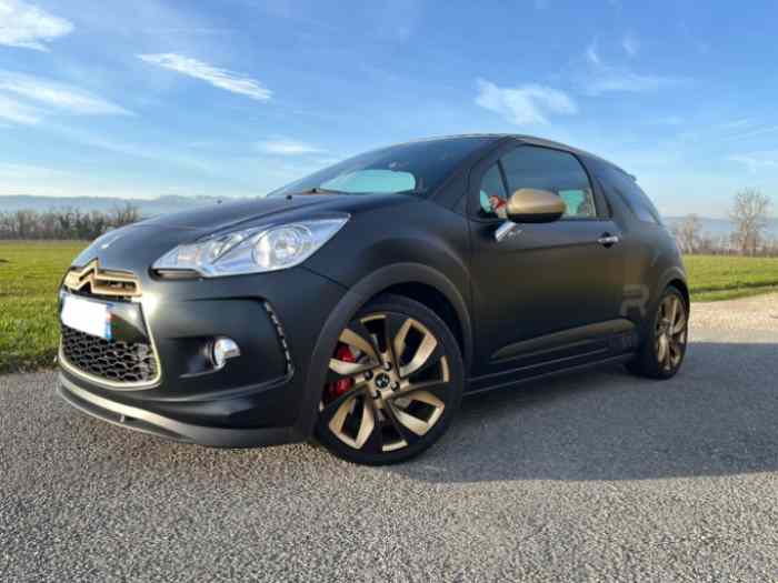 Citroen DS3 Racing Gold and Mat Editio...