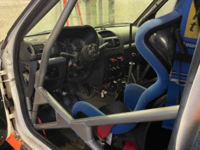 Clio 2 rs f2000 N3 vendu merci mikado 3