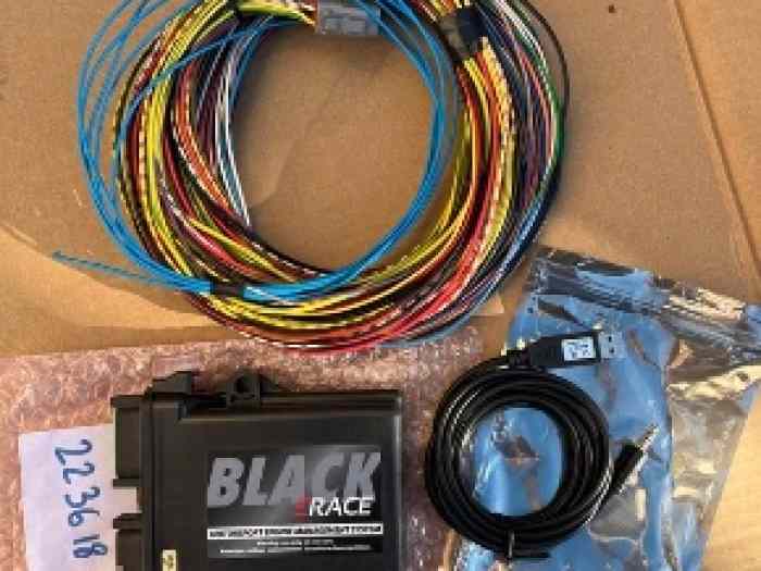 E race black 1