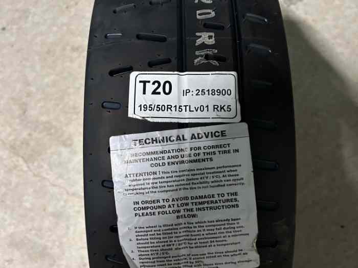 PIRELLI RK5 15 pouces NEUF 1