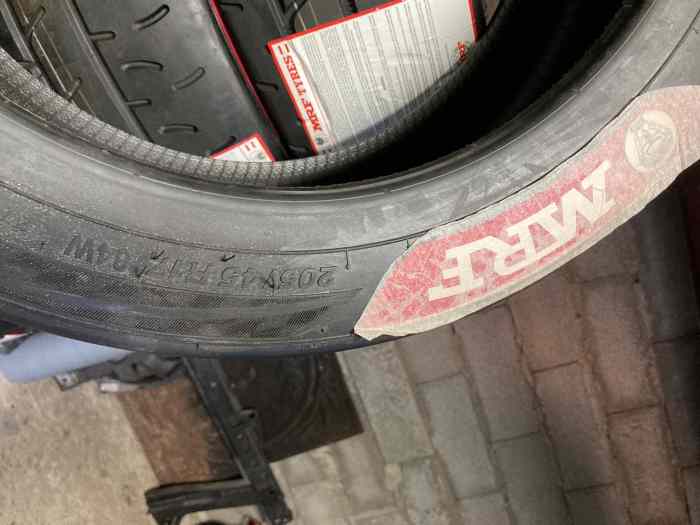 PNEUS RALLYE 17 POUCES MRF ZTA 1 MEDIUM (IDEM 21) 205/45 R17 / 19/62/17 2