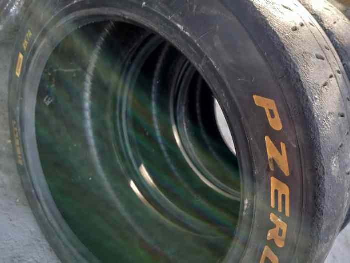 8 pneus Pirelli 16