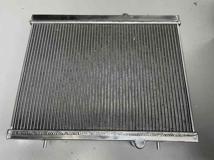 Radiateur alu gros volume pour 206 RC / S16 3