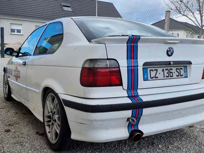 BMW E36 compact M50B25 track day 4