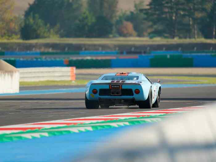 ford gt 40 1