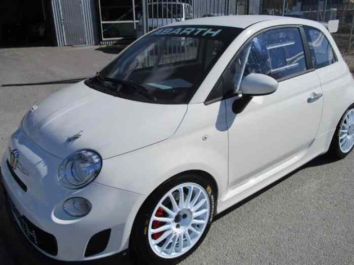 Abarth 695 Assetto Corse Evo Trofeo 0