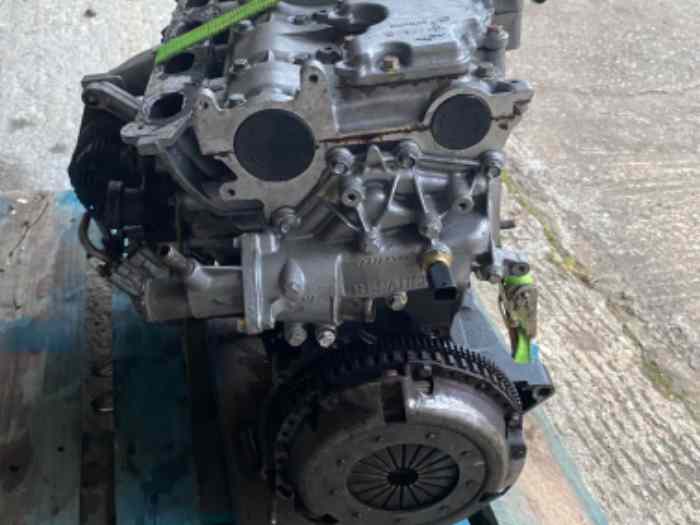 Moteur clio 2 rs1 1