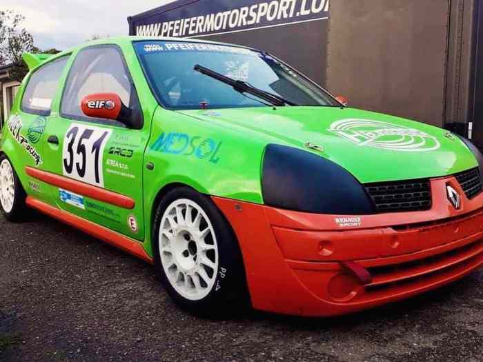 Renault Clio Sport 2.0 16V 0