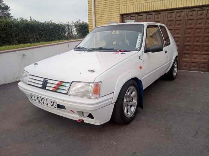 PEUGEOT 205 RALLYE 0